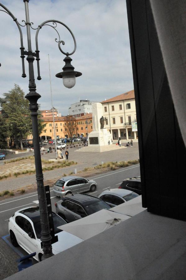Nazionale Camere Монтебеллуна Экстерьер фото